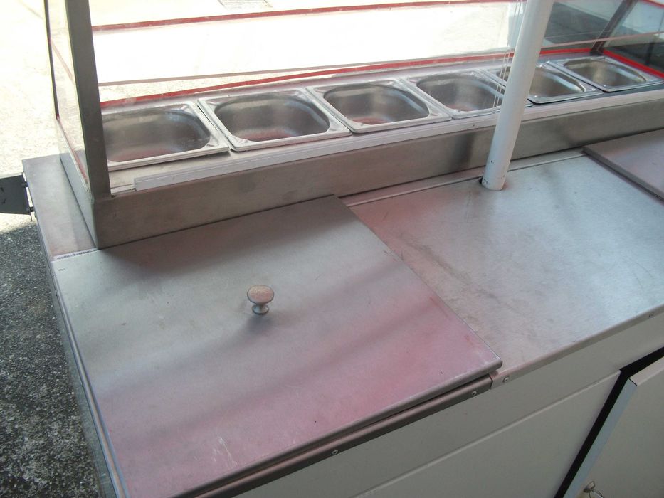 Carrinho de HOT DOGS