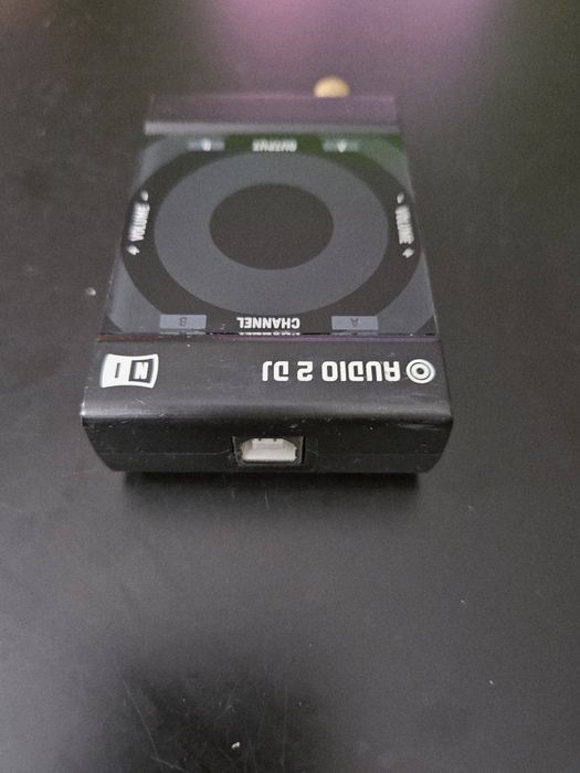 Interfejs Audio Native Instruments Traktor Audio 2 DJ karta dzwiekowa