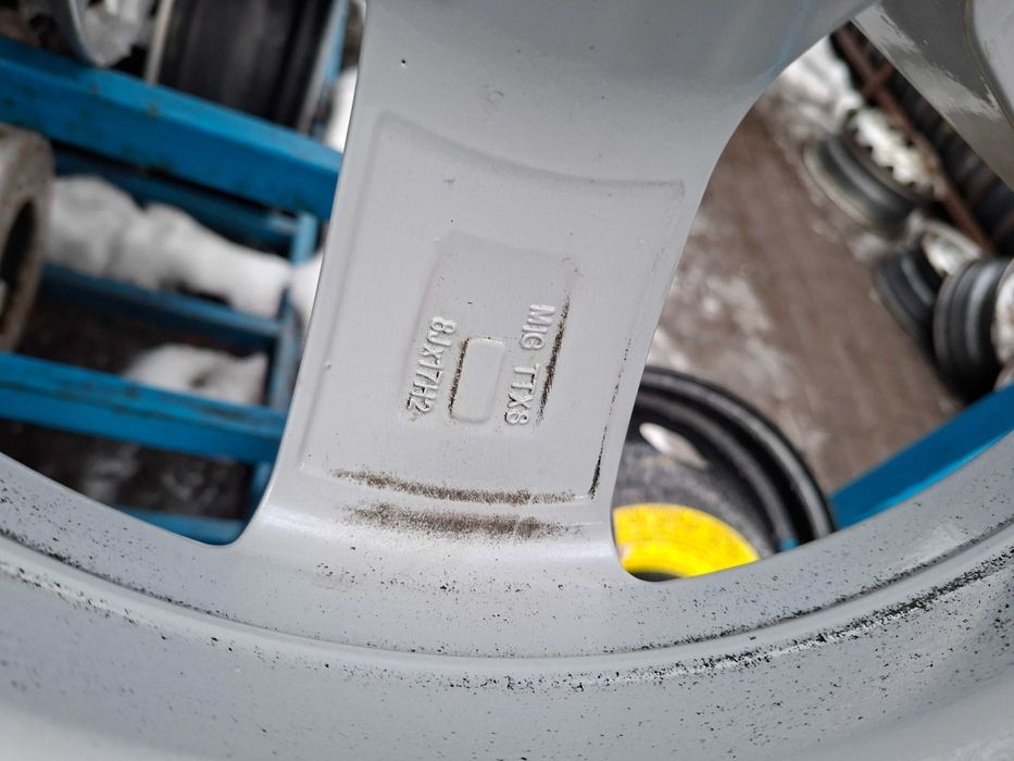 Диски Dezent 5/120 R17 8J ET30 Фольцваген Т5 БМВ .