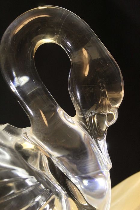 Jarra vintage em forma de cisne da Cristal D'Arques, anos 70