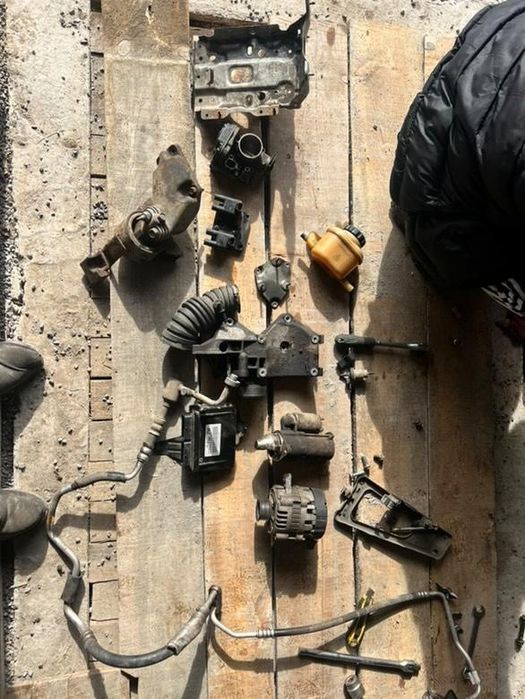 Продам генератор на chevrolet lacetti шевроле лачетти1,6,1,8