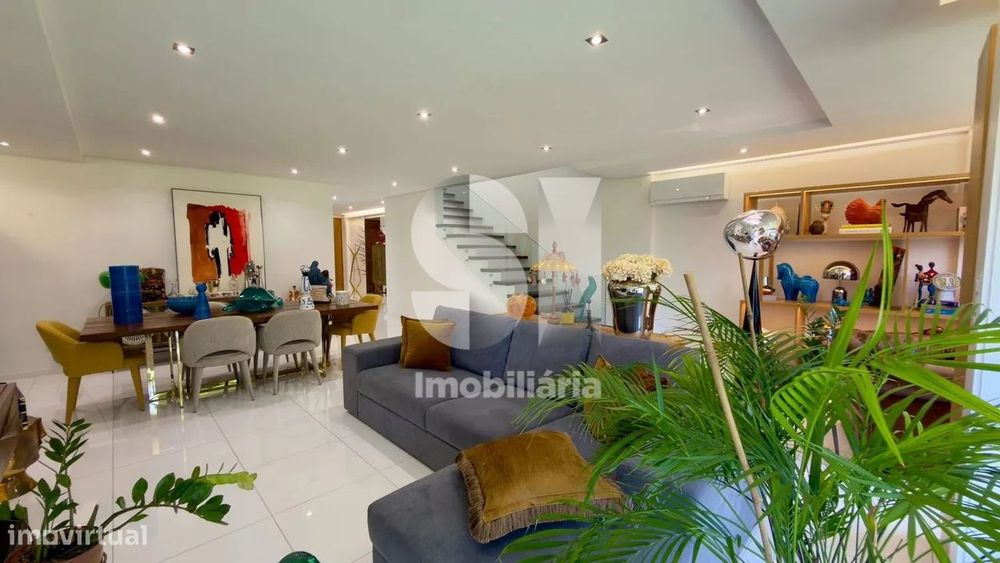 T3+1 Detached House