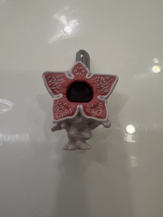 ,,дивні дива,,  stranger things фігурки