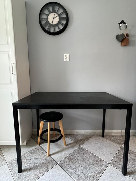 Stół IKEA, rozmiar 110 cm/67 cm