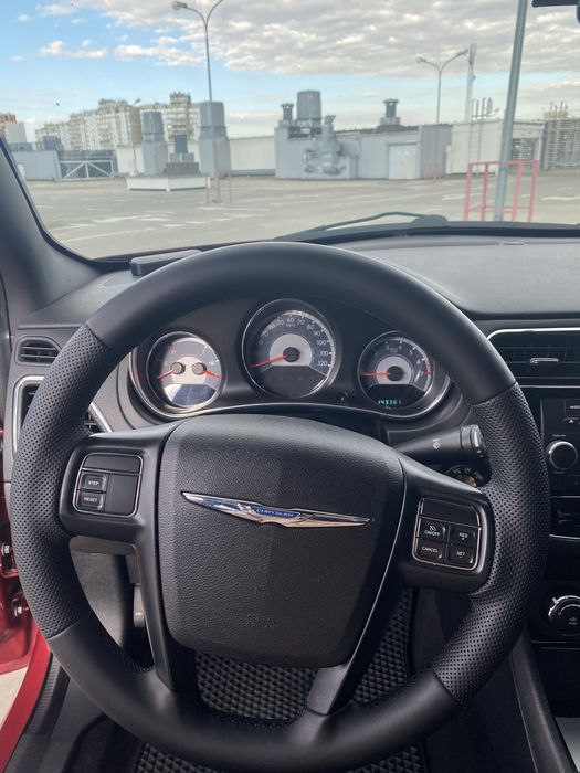 Chrysler 200 2013г.в.