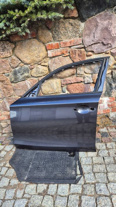 bmw 1 E87 drzwi przednie lewe lewy przód A22/7 Sparkling Graphite