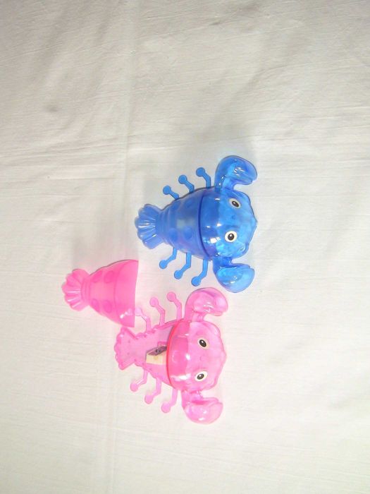 Шкільні дитячі точилки стругачки для олівців