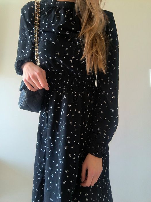 Sukienka damska elegancka czarna w  drobne kwiaty