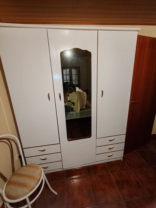 Vendo quarto completo