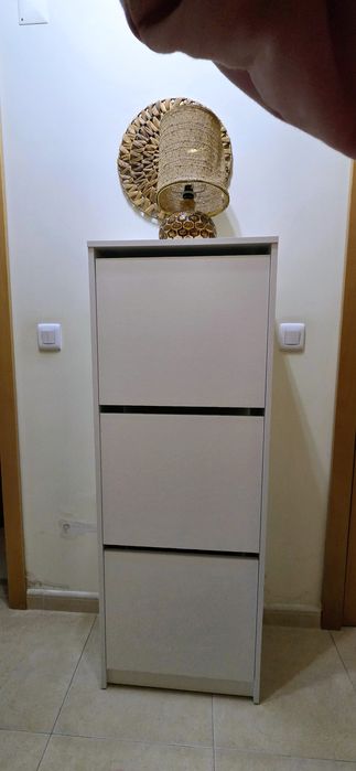 Sapateira Ikea com 3 compartimentos