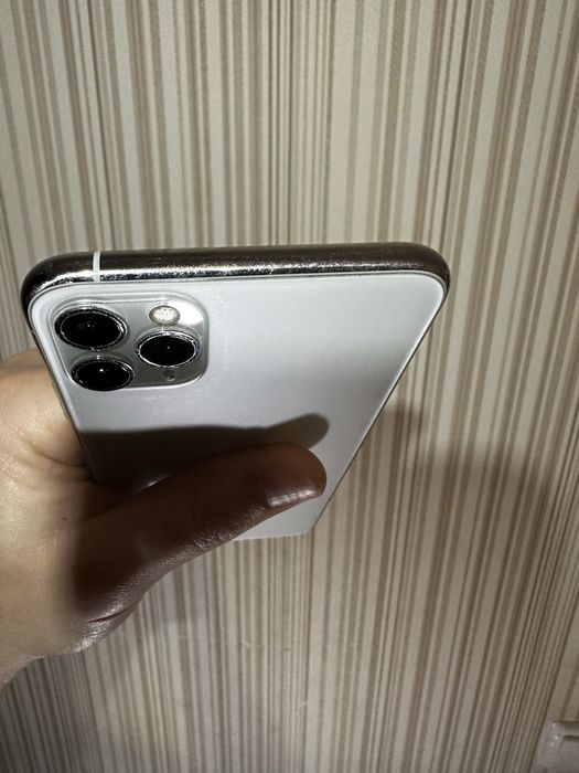 Продам iPhone 11 Pro Max 64 GB