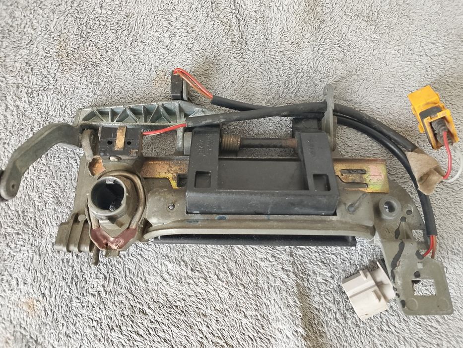 Водительская ручка БМВ е34