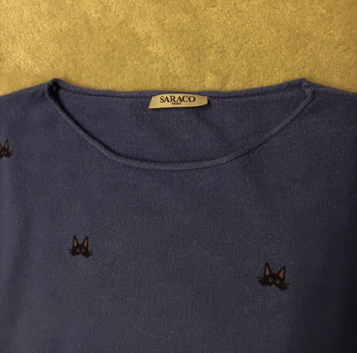 Camisola azul de senhora