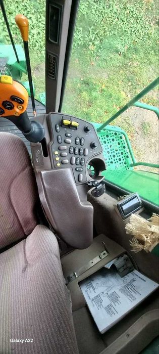Комбайн John Deere 9560I STS