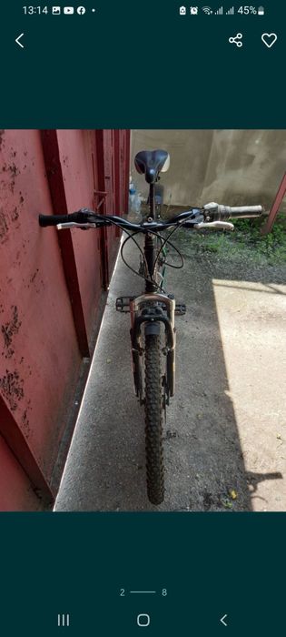 Продається спортивний волосипед.