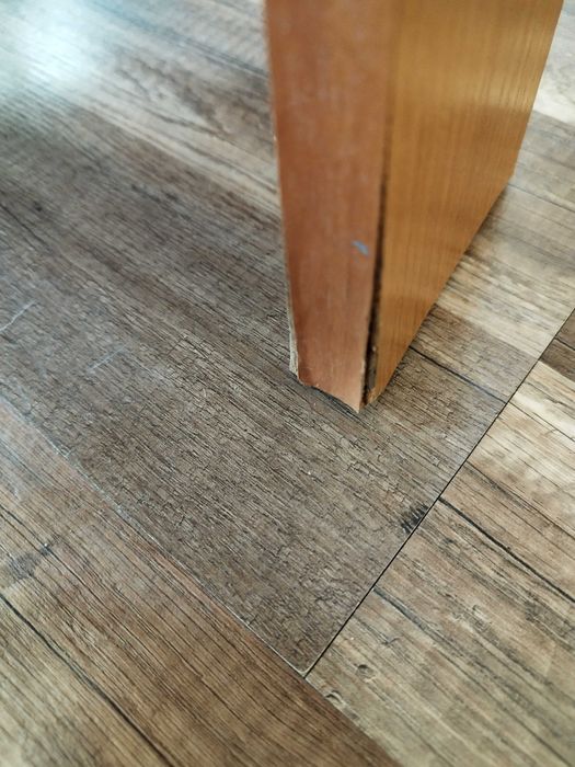 Stolik okolicznościowy