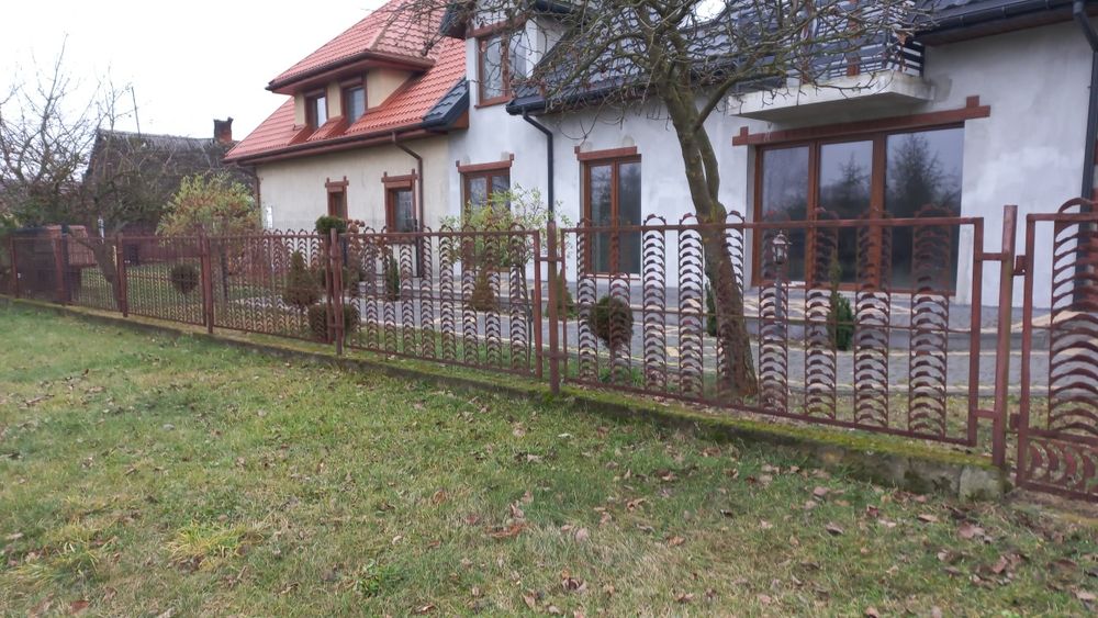 Przęsła ogrodzeniowe