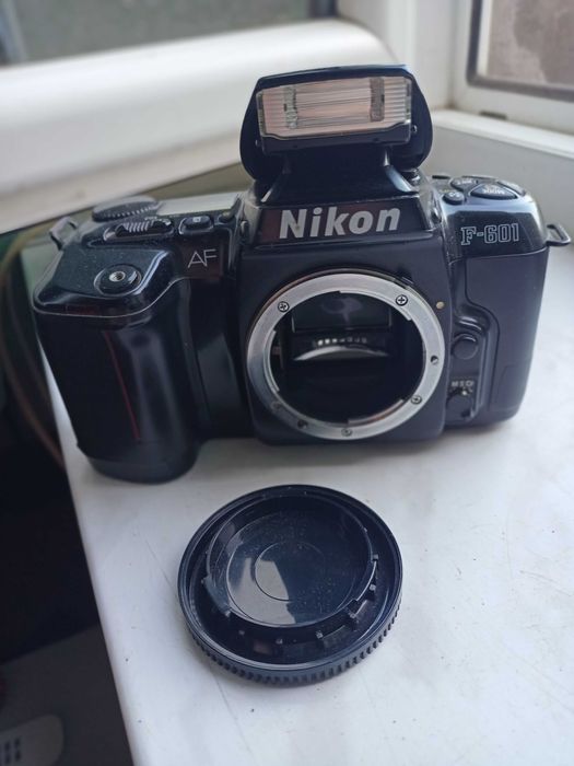 Nikon F-601 + gratis negatyw Kodak