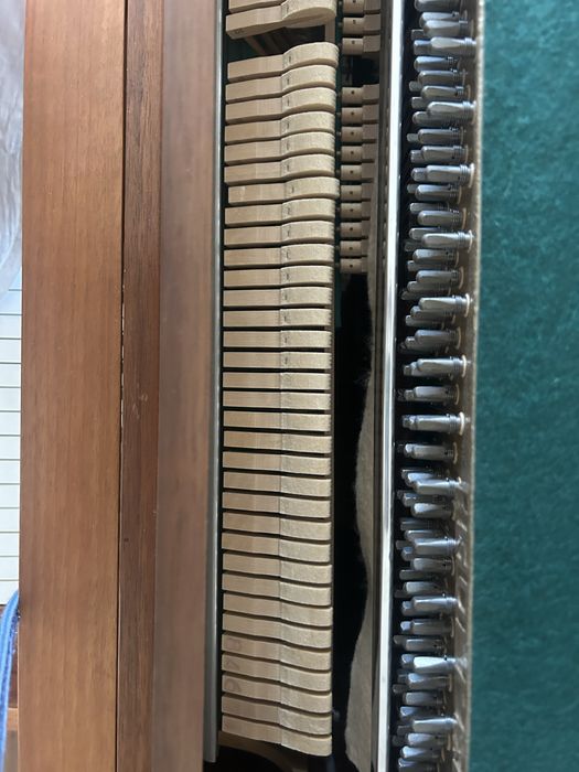 Piano acustico vertical Hupfeld