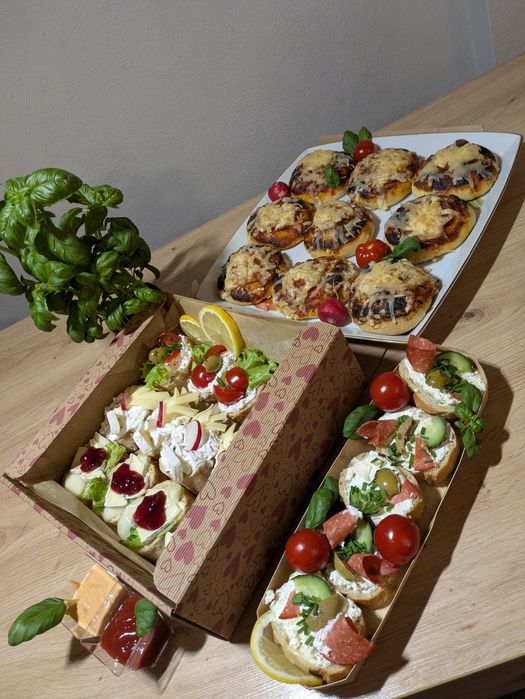 Catering imprez, słodki stół, słony stół tort wesela, chrzciny,komunie