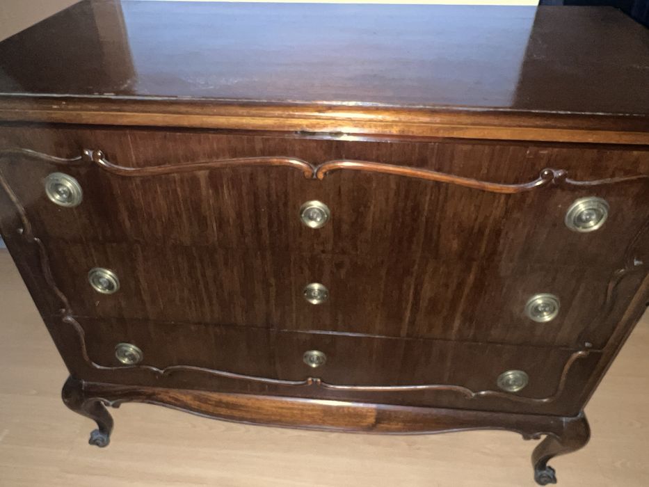 Comoda antiga madeira