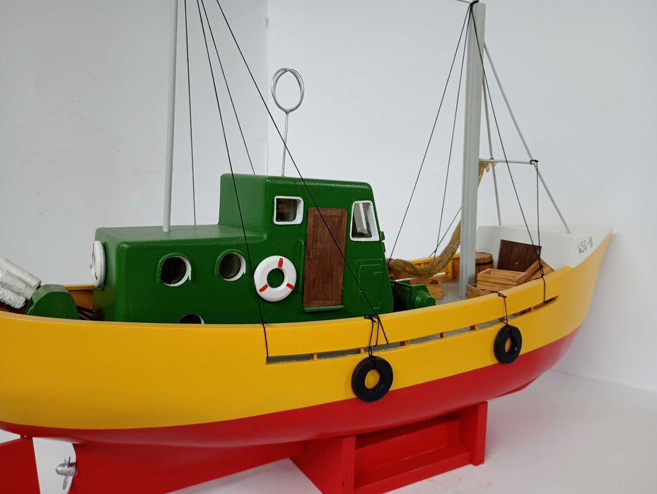 Model Kutra Rybackiego KUTER RYBACKI Z POLSKIEGO MORZA statek okręt