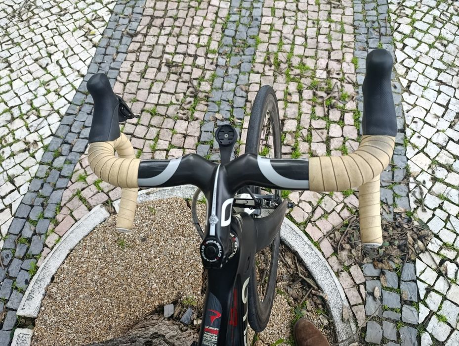 Bicicleta Pinarello F8