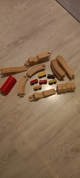 Pociąg drewniany