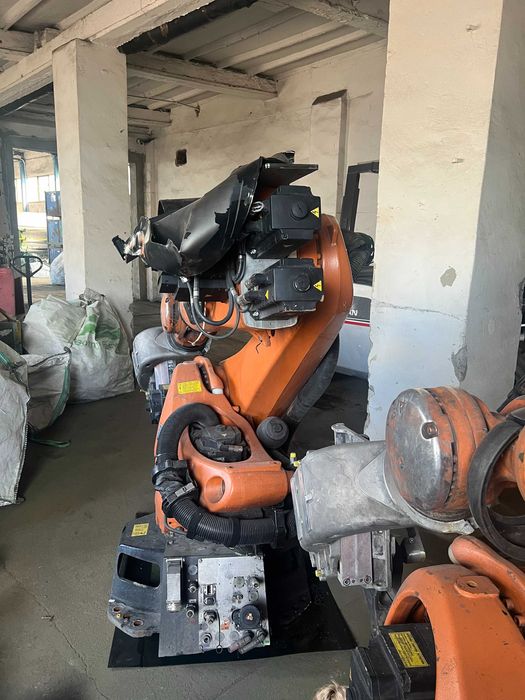 Robot KUKA KR 120 R2500 pro