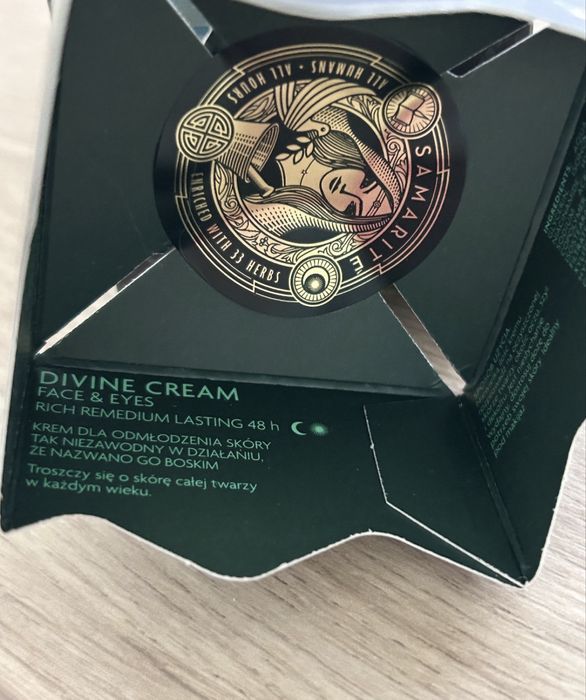 Samarite prezent kremy do twarzy divine cream