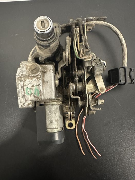 fecho da mala mercedes Benz C220