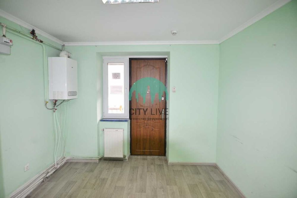 Фасадне комерційне приміщення навпроти Молодіжного парку!(1)