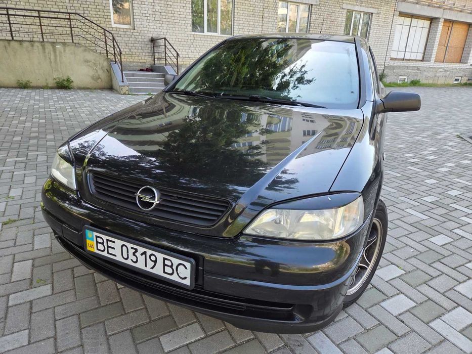 Продам Opel Astra 2006р. Один власник з автосалону, рідний пробіг!