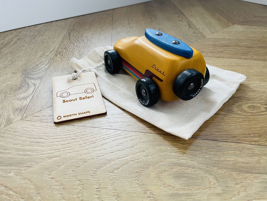 Autko drewniane North Shape Scout
