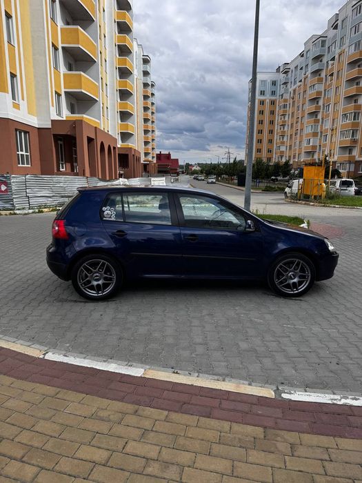 ПРОДАМ  VOLKSWAGEN GOLF 2005р.двігатель 1.4  газ/ бензин