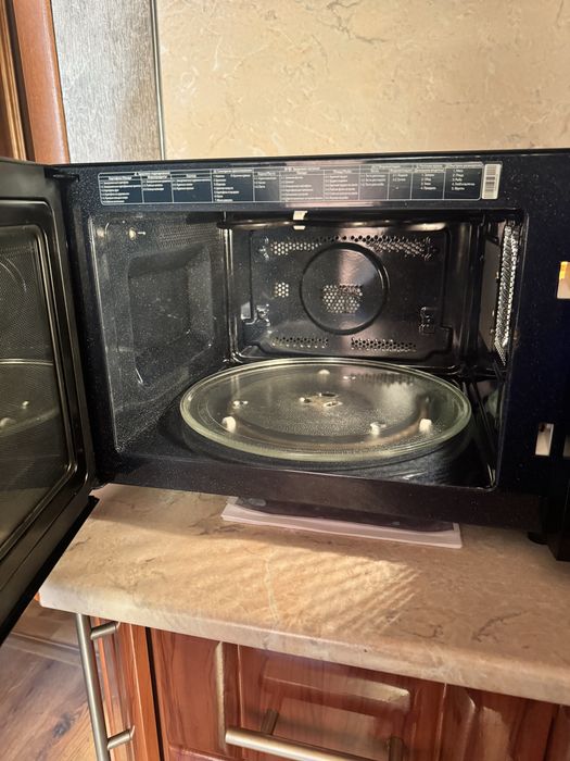 Микроволнова піч Самсунг  MC28H 5135 CK