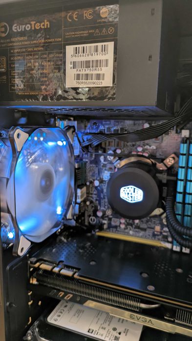 Computador i5 3570, 8GB, Disco SSD 120, HDD 500, GTX770, Water Cooler64586030904066121