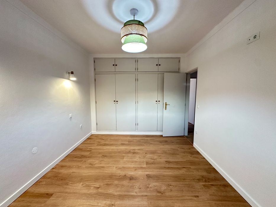 T4 com 144m² + Sótão 63m² + Quintal 25m²