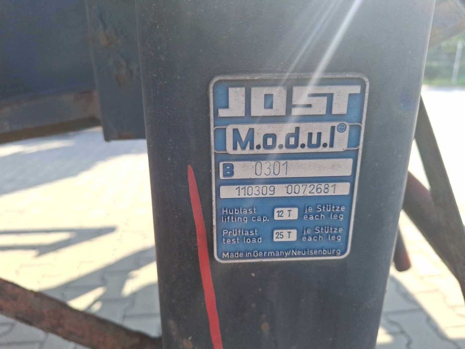 Naczepa kłonicowa MEGA do drewna do lasu