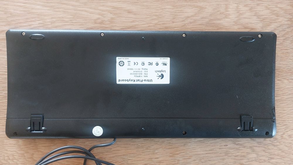Logitech Ultra Flat Keyboard – klawiatura USB, czarna