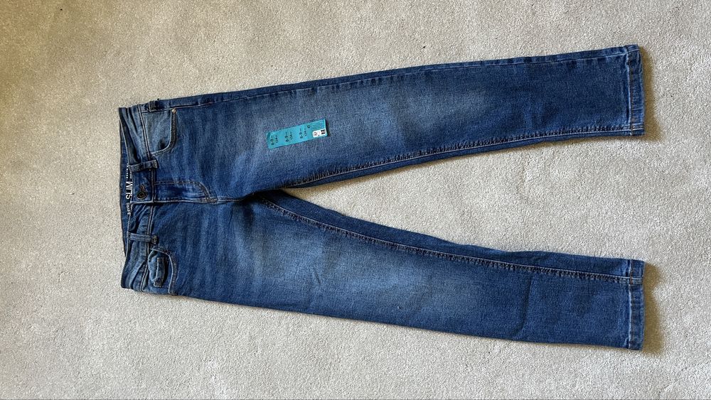 Nowe dżinsy Primark. 134 cm.