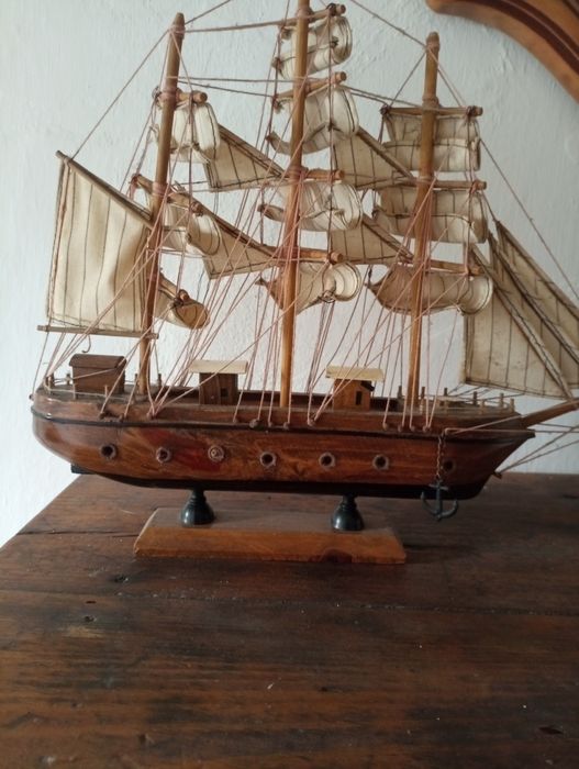 Barco de madeira 50 cm