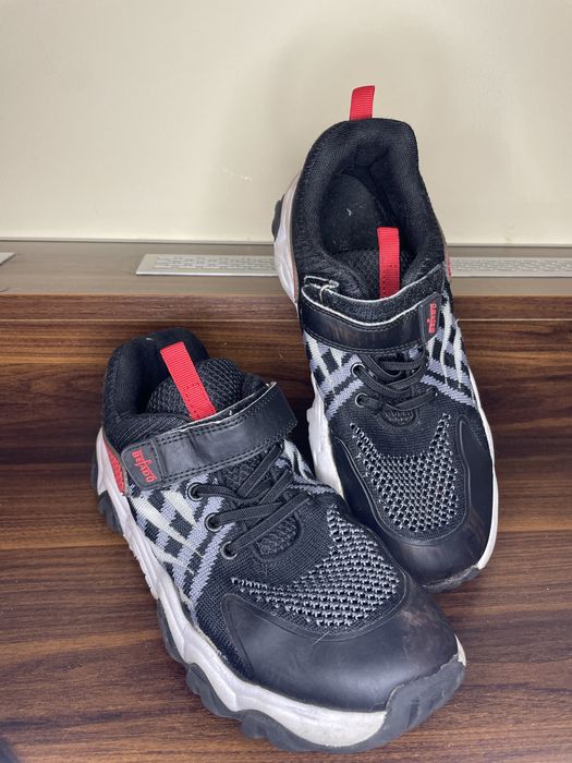 Buty sportowe dla chłopca