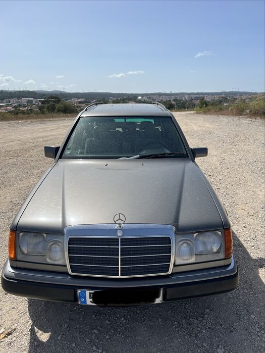Mercedes Van 250 / W124