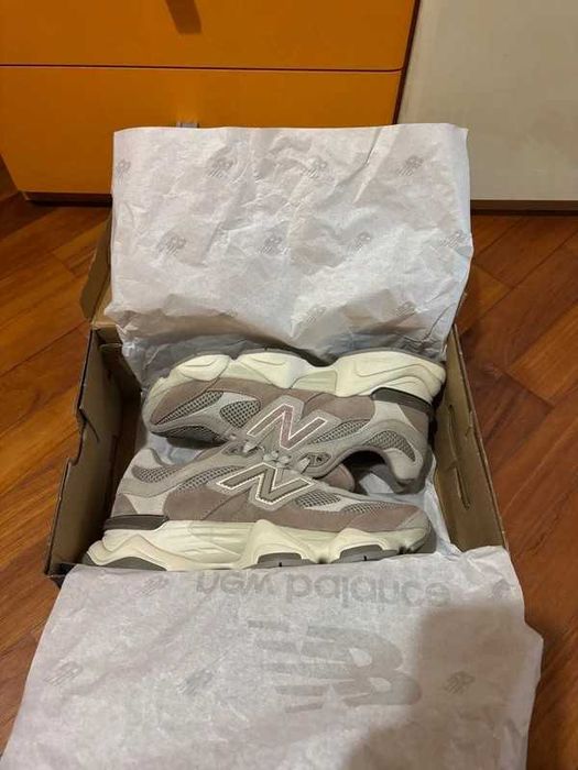 Oryginalne buty New Balance 9060ERC|R.43