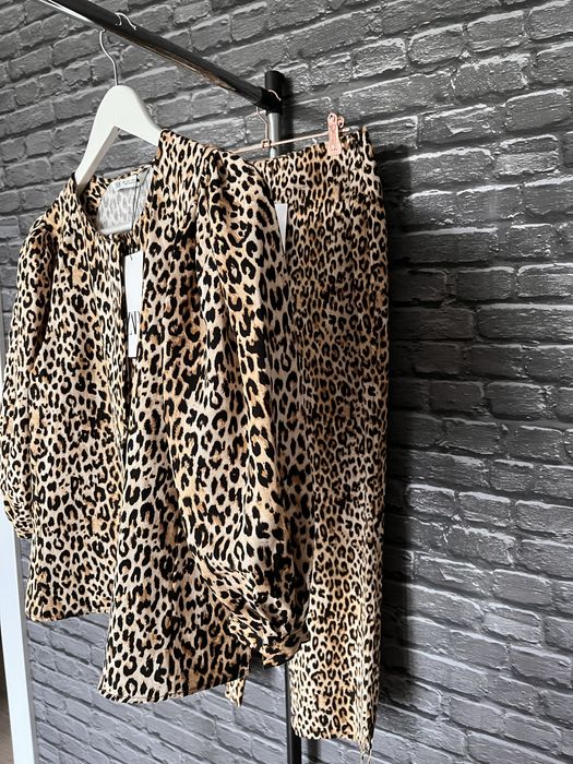 Komplet bluzka i spodnie z lnem Zara r S