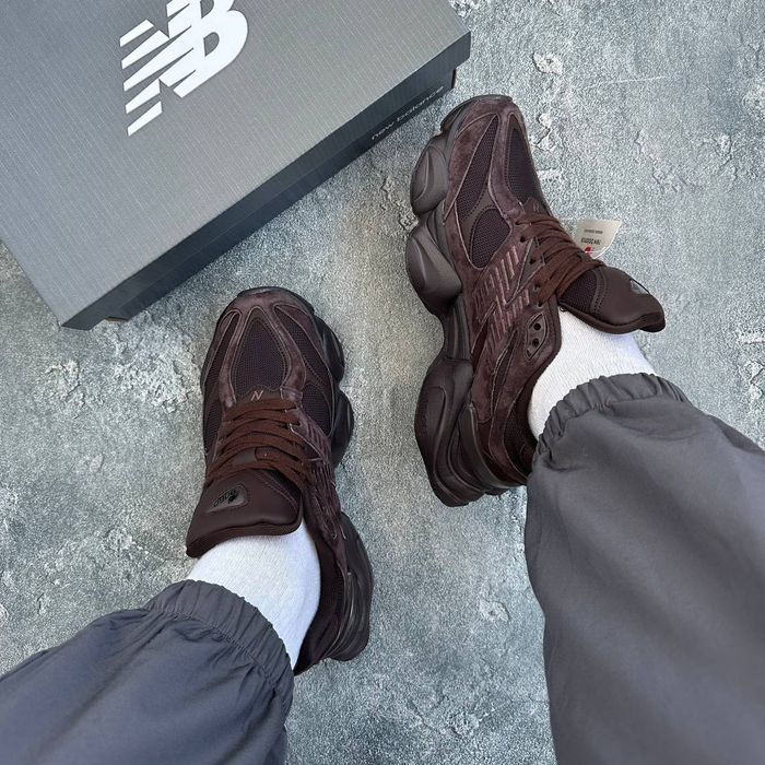 New Balance 9060 Chocolate Brown