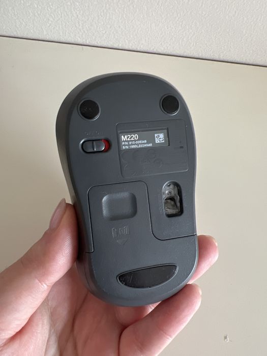 Rato Logitech M220