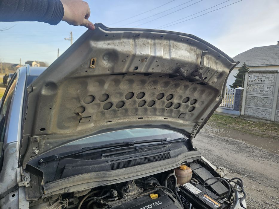 Капот Опель Зафіра Б Opel Zafira B Розборка Шрот Запчасти Запчастини