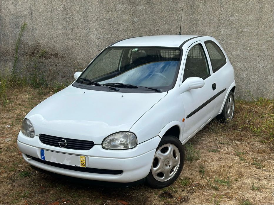 Opel Corsa B 1.7D -Único dono